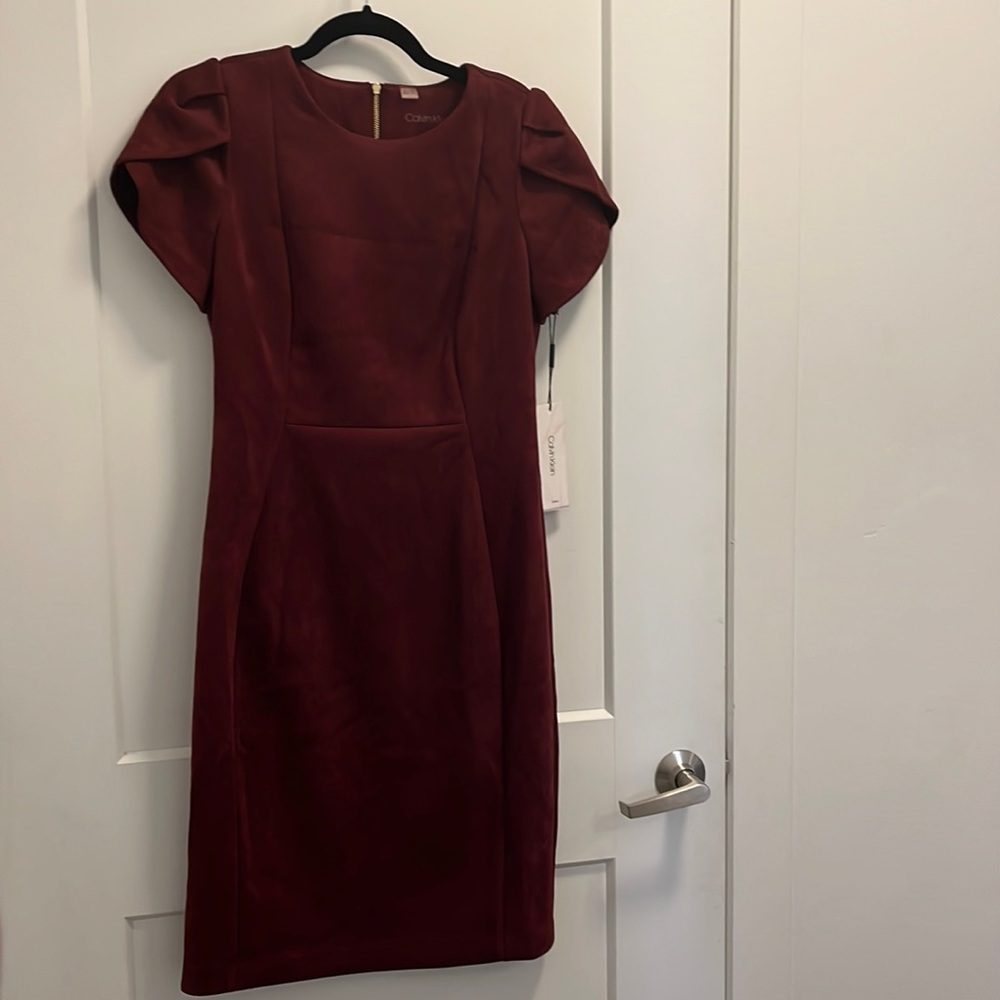 Calvin Klein Round Neck Tulip Sleeve Solid Sheath Stretch Dress